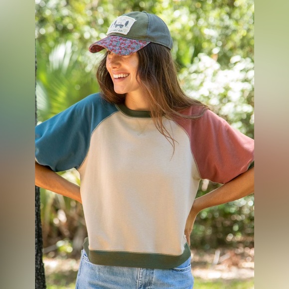 NATURAL LIFE Multicolor Raglan Sleeve Tee small - Picture 1 of 4